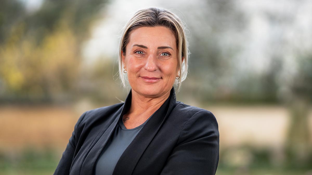 Freundliche Mitarbeiterin des Pflegedienstes der Katholischen Sozialstation