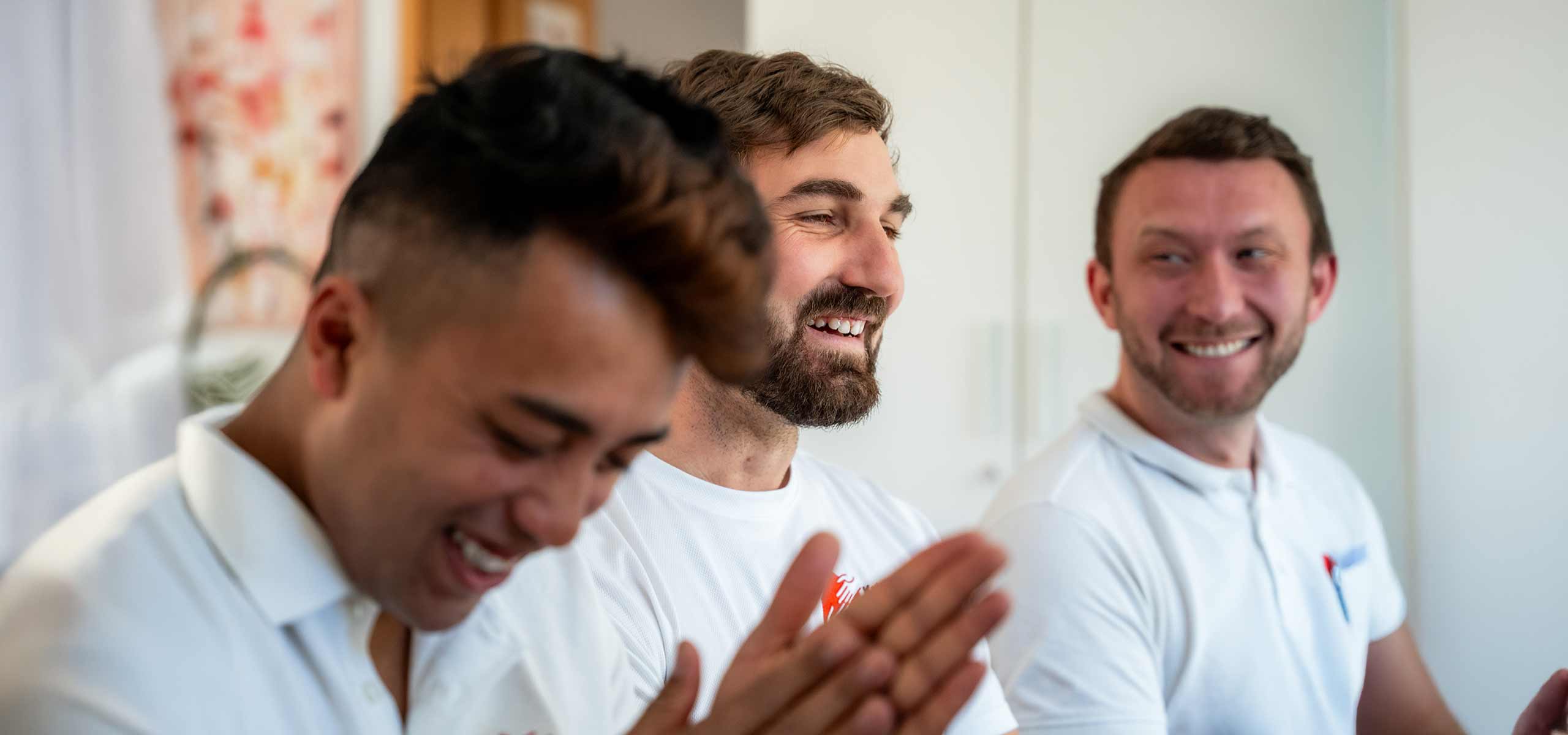 Stellenangebote für Mitarbeiterinnen und Mitarbeiter den Bereichen Pflege, Beratung, Haushalt, Verwaltung.